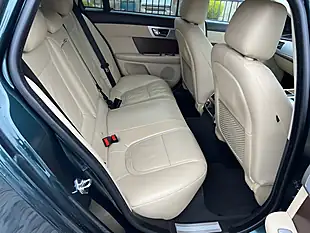 Used 2014 Jaguar Xf Luxury Sportbrake British Racing Green - Interior and Exterior details 14