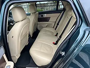 Used 2014 Jaguar Xf Luxury Sportbrake British Racing Green - Interior and Exterior details 17