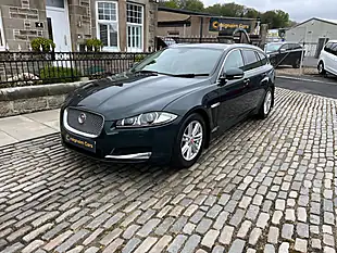 Used 2014 Jaguar Xf Luxury Sportbrake British Racing Green - Interior and Exterior details 3