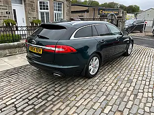 Used 2014 Jaguar Xf Luxury Sportbrake British Racing Green - Interior and Exterior details 5