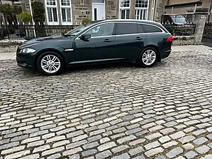 Used 2014 Jaguar Xf Luxury Sportbrake British Racing Green - Interior and Exterior details 6