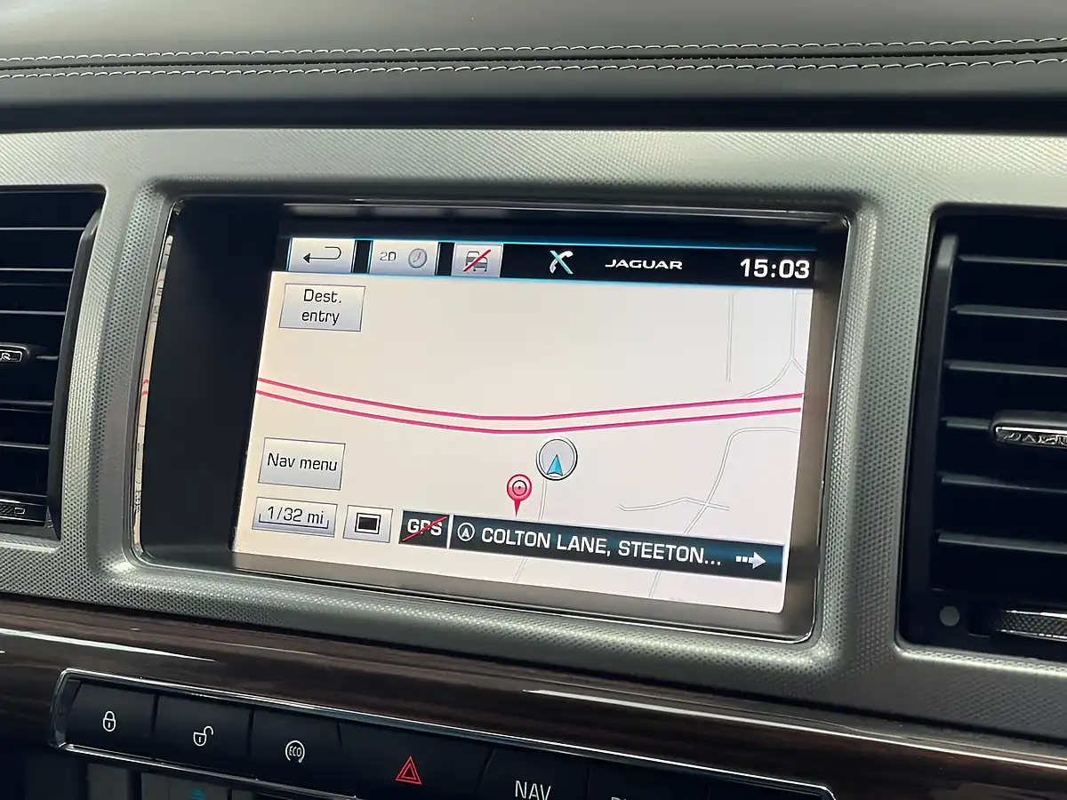 Used 2014 Jaguar Xf Portfolio Black - Interior and Exterior details 18