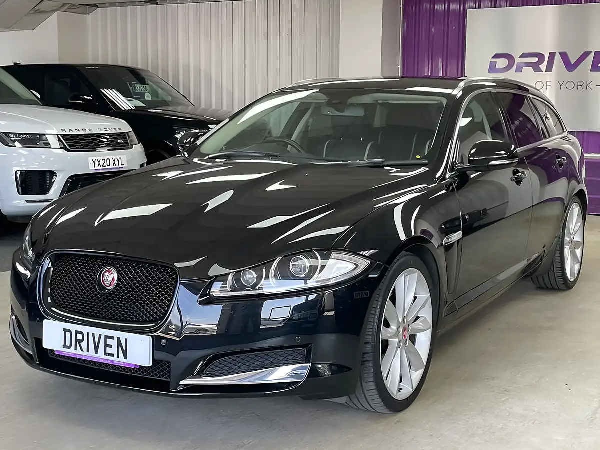 Used 2014 Jaguar Xf Portfolio Black - Interior and Exterior details 7