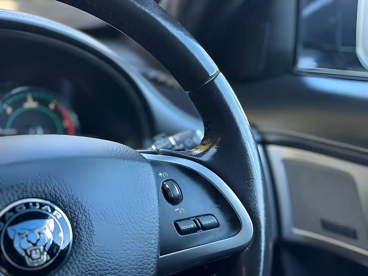 Used 2014 Jaguar Xf Portfolio Black - Interior and Exterior details 17