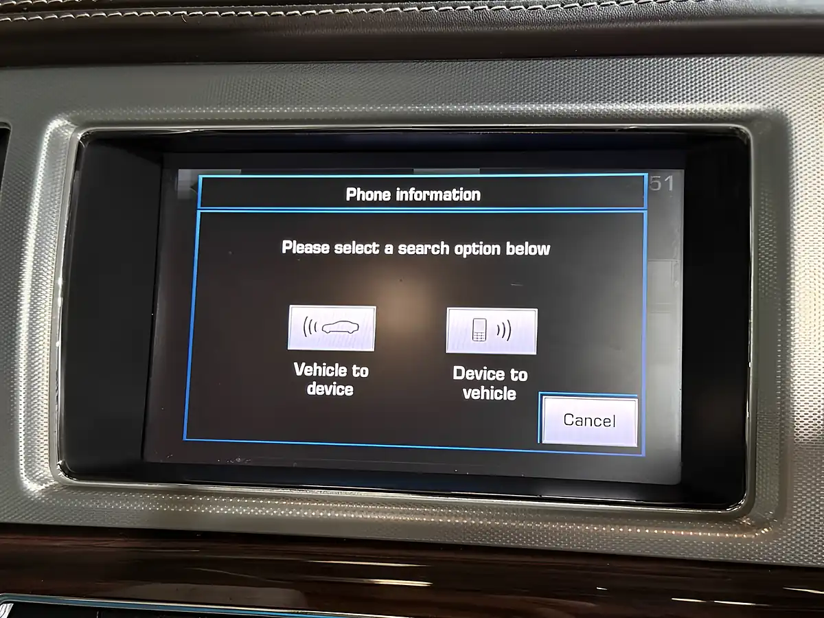 Used 2014 Jaguar Xf Portfolio Grey - Interior and Exterior details 14