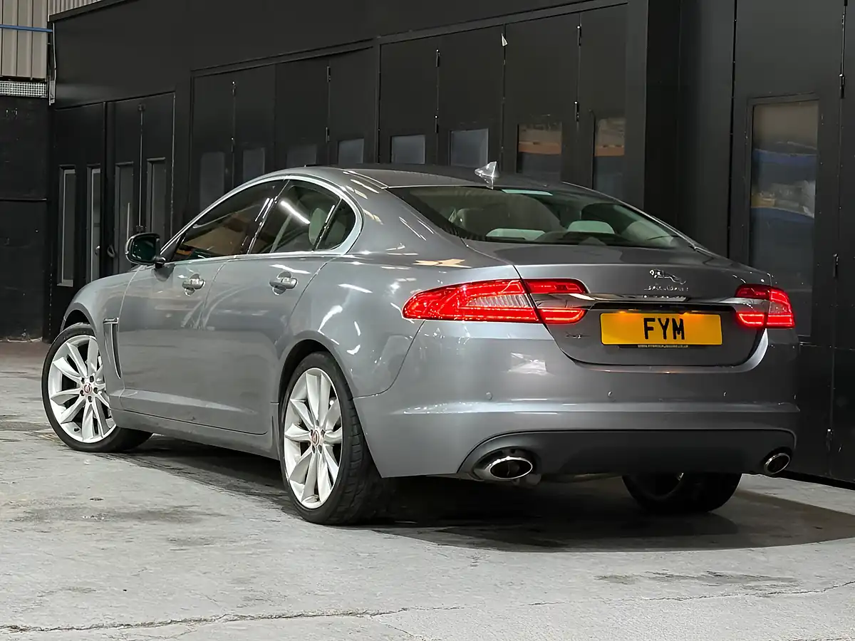 Used 2014 Jaguar Xf Portfolio Grey - Interior and Exterior details 5