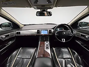 Used 2014 Jaguar Xf Portfolio Grey - Interior and Exterior details 11