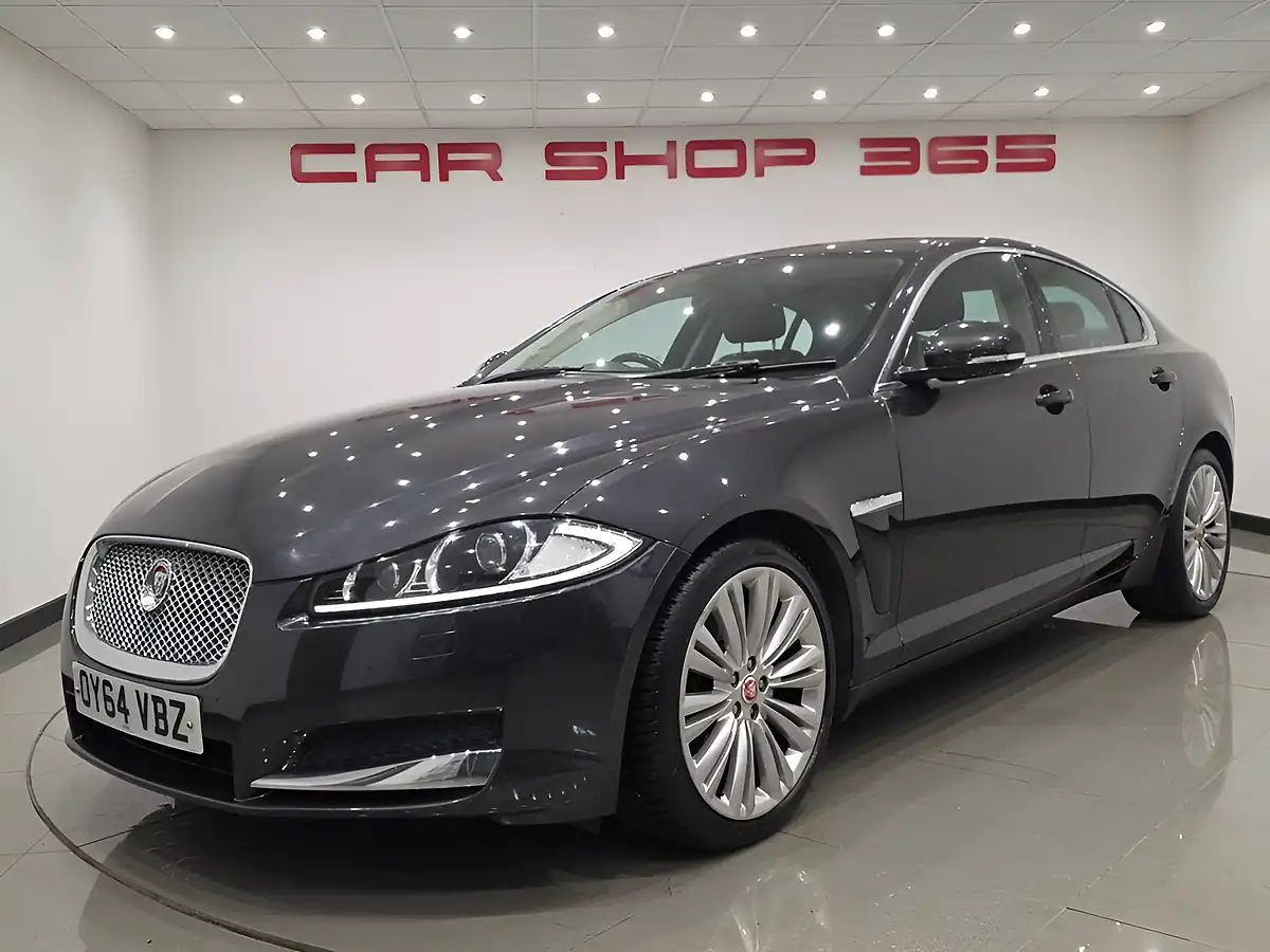 Used 2014 Jaguar Xf Portfolio Grey - Interior and Exterior details 15