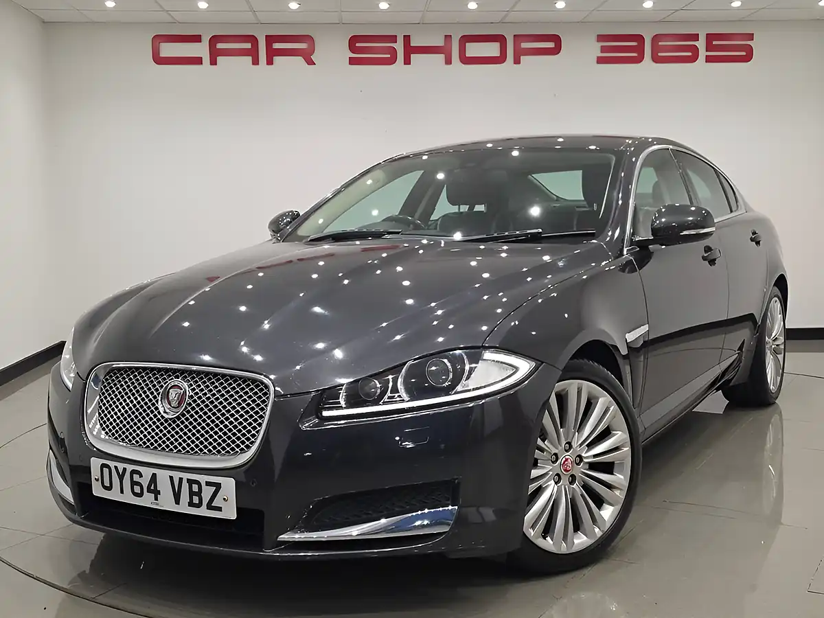 Used 2014 Jaguar Xf Portfolio Grey - Interior and Exterior details 4