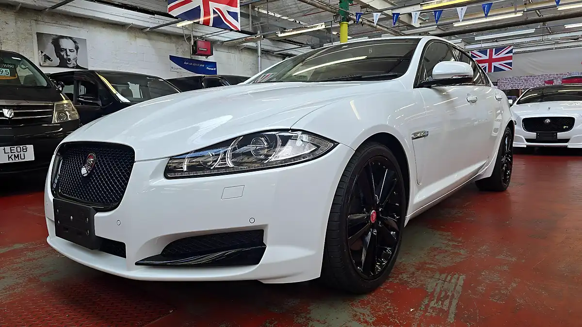 Used 2014 Jaguar Xf Portfolio White - Interior and Exterior details 13