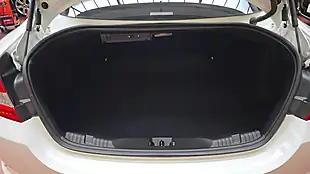 Used 2014 Jaguar Xf Portfolio White - Interior and Exterior details 17