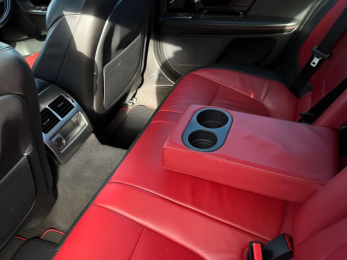 Used 2014 Jaguar Xf Portfolio White - Interior and Exterior details 14