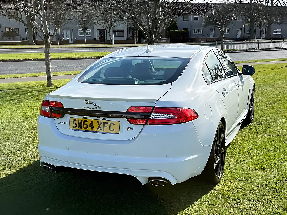 Used 2014 Jaguar Xf Portfolio White - Interior and Exterior details 5