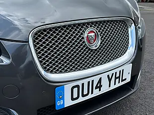 Used 2014 Jaguar Xf Premium Luxury Grey - Interior and Exterior details 7