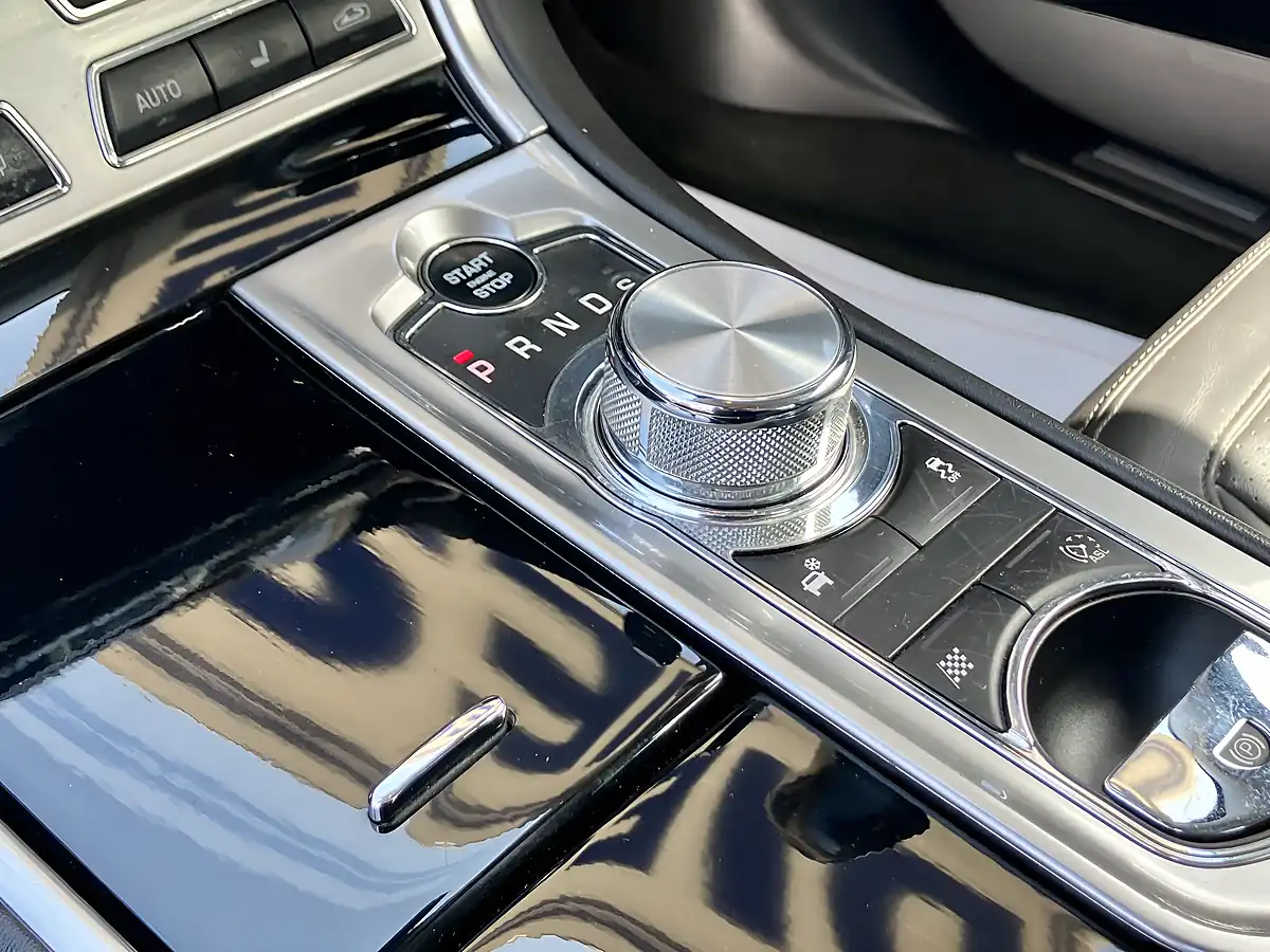 Used 2014 Jaguar Xf Premium Luxury Grey - Interior and Exterior details 10