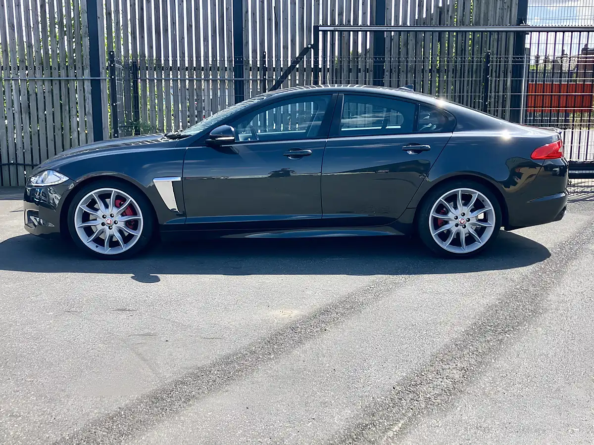 Used 2014 Jaguar Xf Premium Luxury Grey - Interior and Exterior details 14