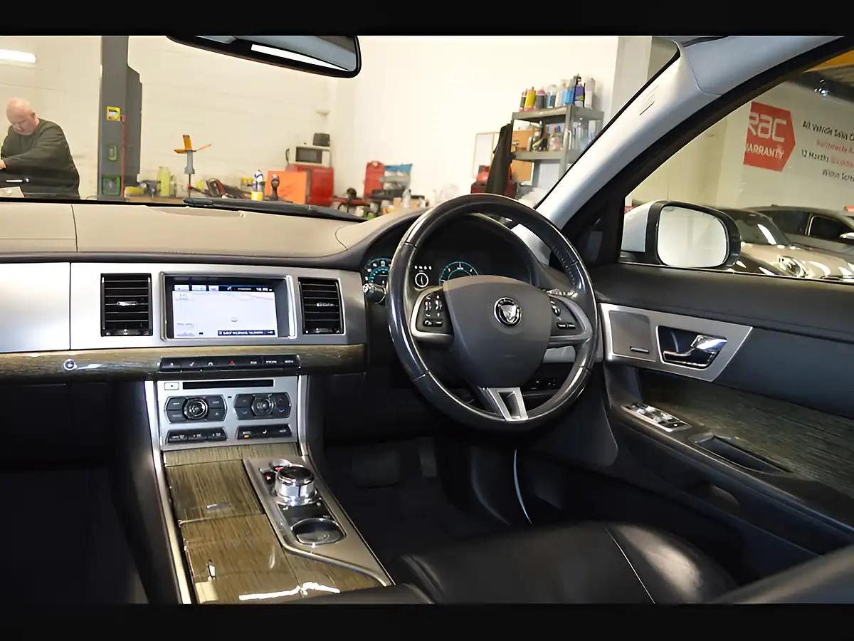 Used 2014 Jaguar Xf Premium Luxury Osmium Blue - Interior and Exterior details 10
