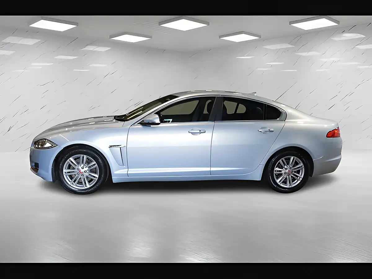 Used 2014 Jaguar Xf Premium Luxury Osmium Blue - Interior and Exterior details 5