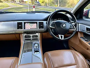 Used 2014 Jaguar Xf Premium Luxury Red - Interior and Exterior details 10