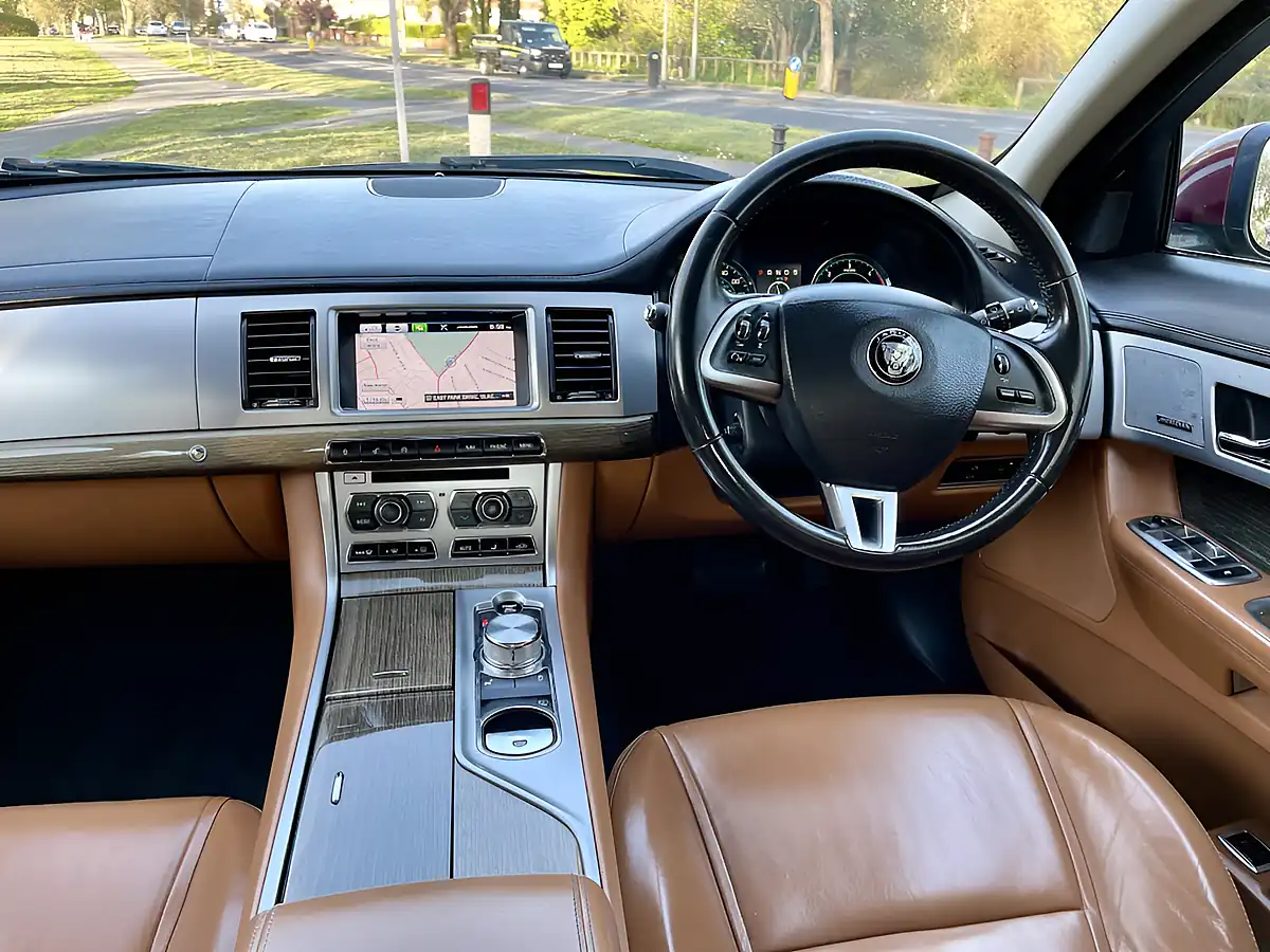 Used 2014 Jaguar Xf Premium Luxury Red - Interior and Exterior details 10
