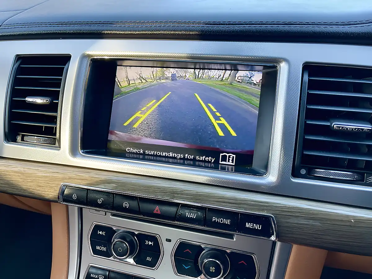 Used 2014 Jaguar Xf Premium Luxury Red - Interior and Exterior details 19