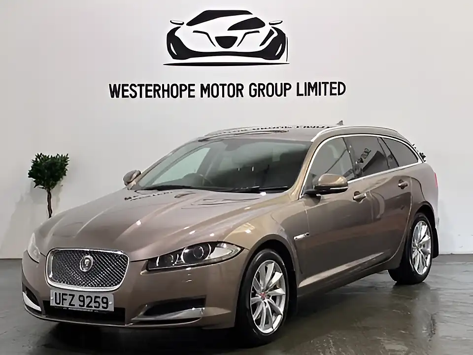 Used 2014 Jaguar Xf Premium Luxury Sportbrake Bronze - Interior and Exterior details 11