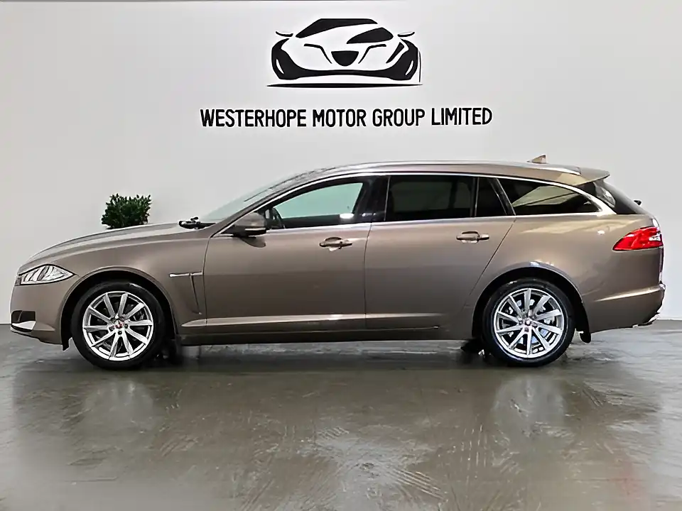 Used 2014 Jaguar Xf Premium Luxury Sportbrake Bronze - Interior and Exterior details 18