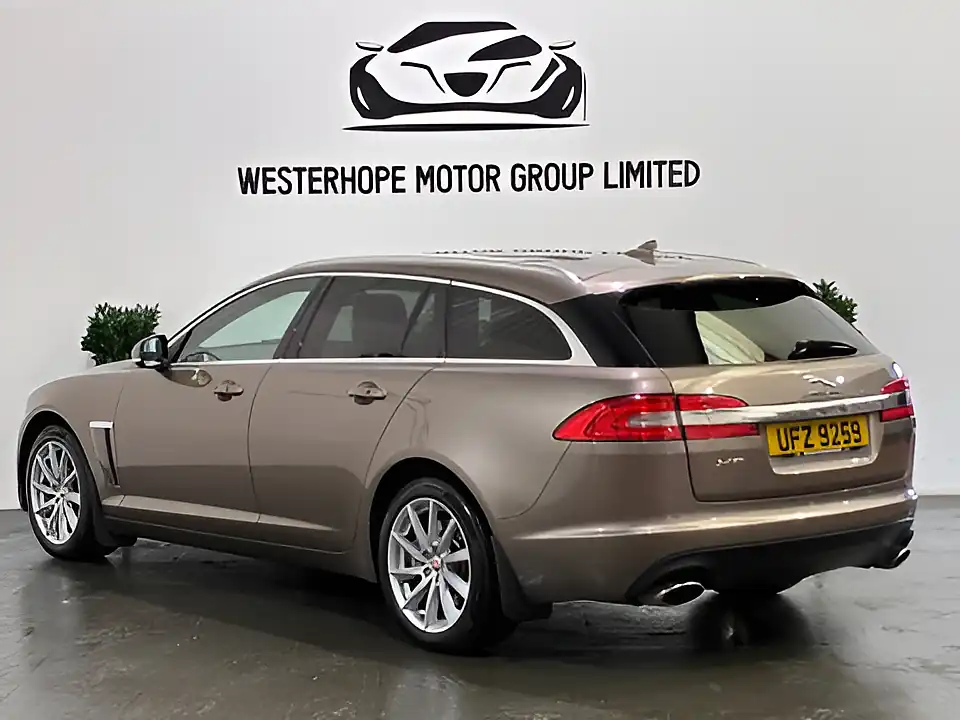 Used 2014 Jaguar Xf Premium Luxury Sportbrake Bronze - Interior and Exterior details 2