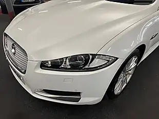 Used 2014 Jaguar Xf Premium Luxury White - Interior and Exterior details 6