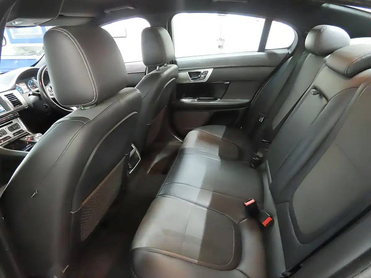 Used 2014 Jaguar Xf R-Sport Grey - Interior and Exterior details 10