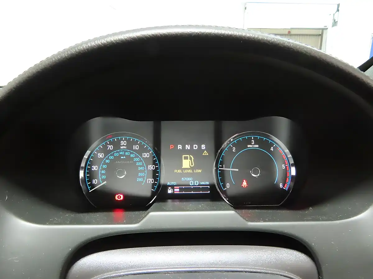 Used 2014 Jaguar Xf R-Sport Grey - Interior and Exterior details 7