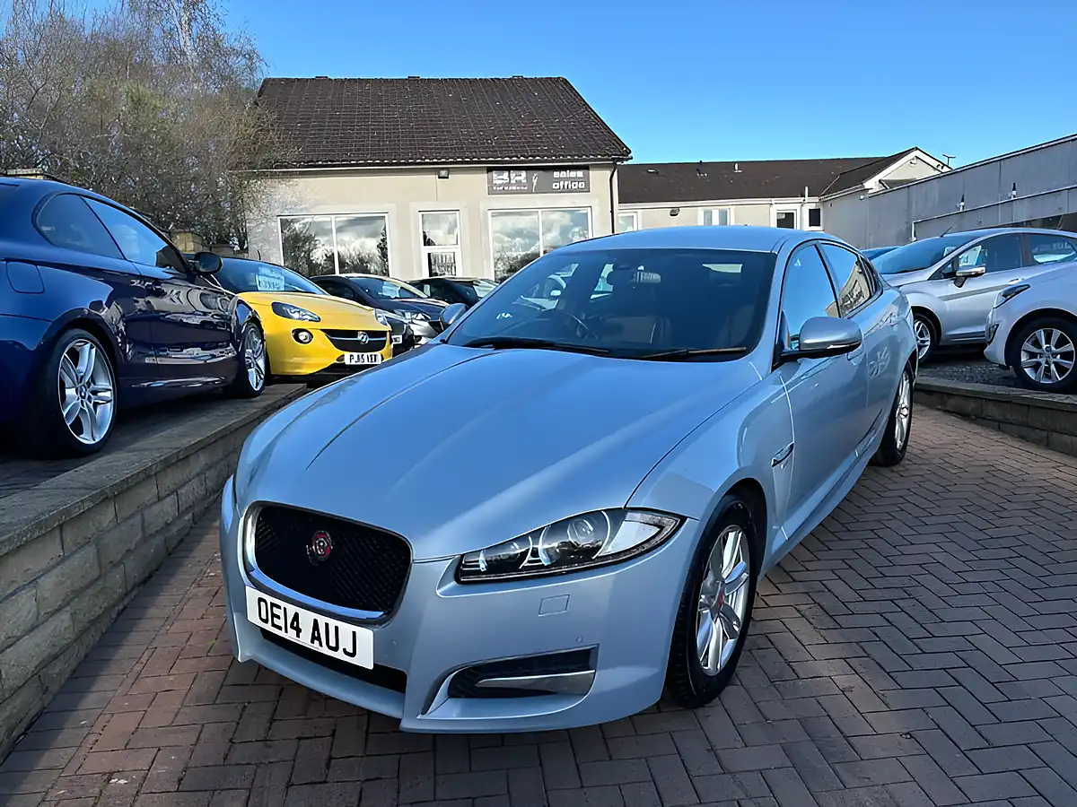 Used 2014 Jaguar Xf R-Sport Silver - Interior and Exterior details 4