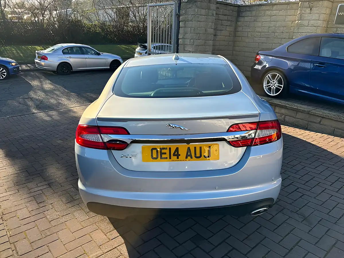 Used 2014 Jaguar Xf R-Sport Silver - Interior and Exterior details 8