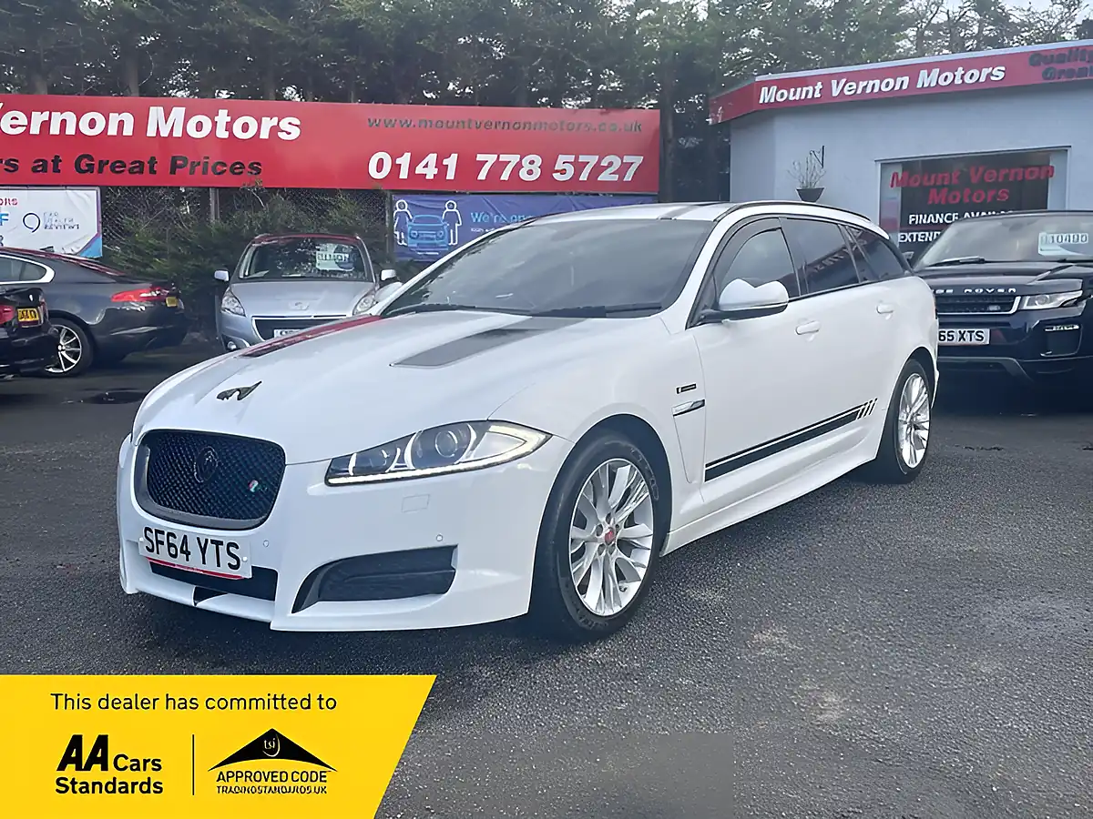 Used 2014 Jaguar Xf R-Sport Sportbrake White - Front View