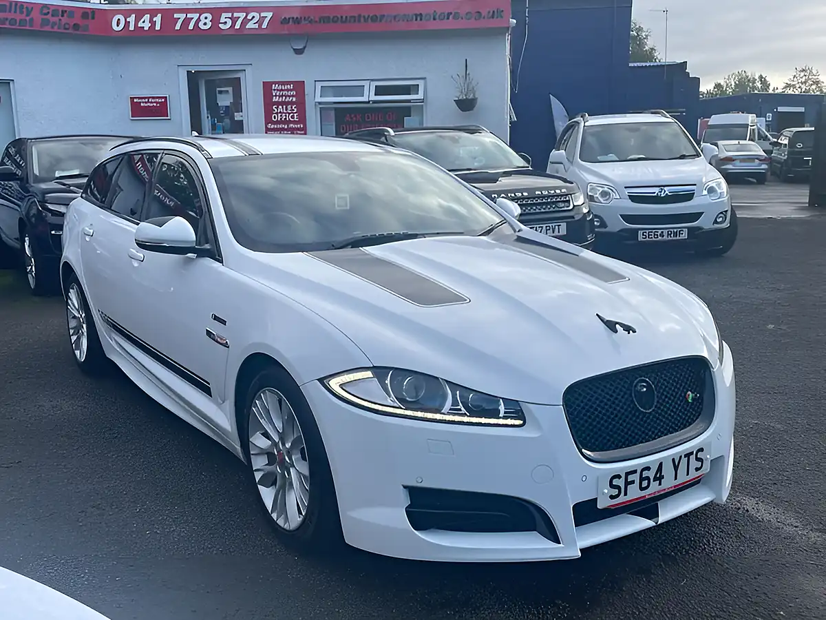 Used 2014 Jaguar Xf R-Sport Sportbrake White - Interior and Exterior details 10