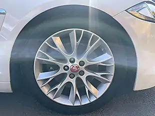 Used 2014 Jaguar Xf R-Sport White - Interior and Exterior details 13