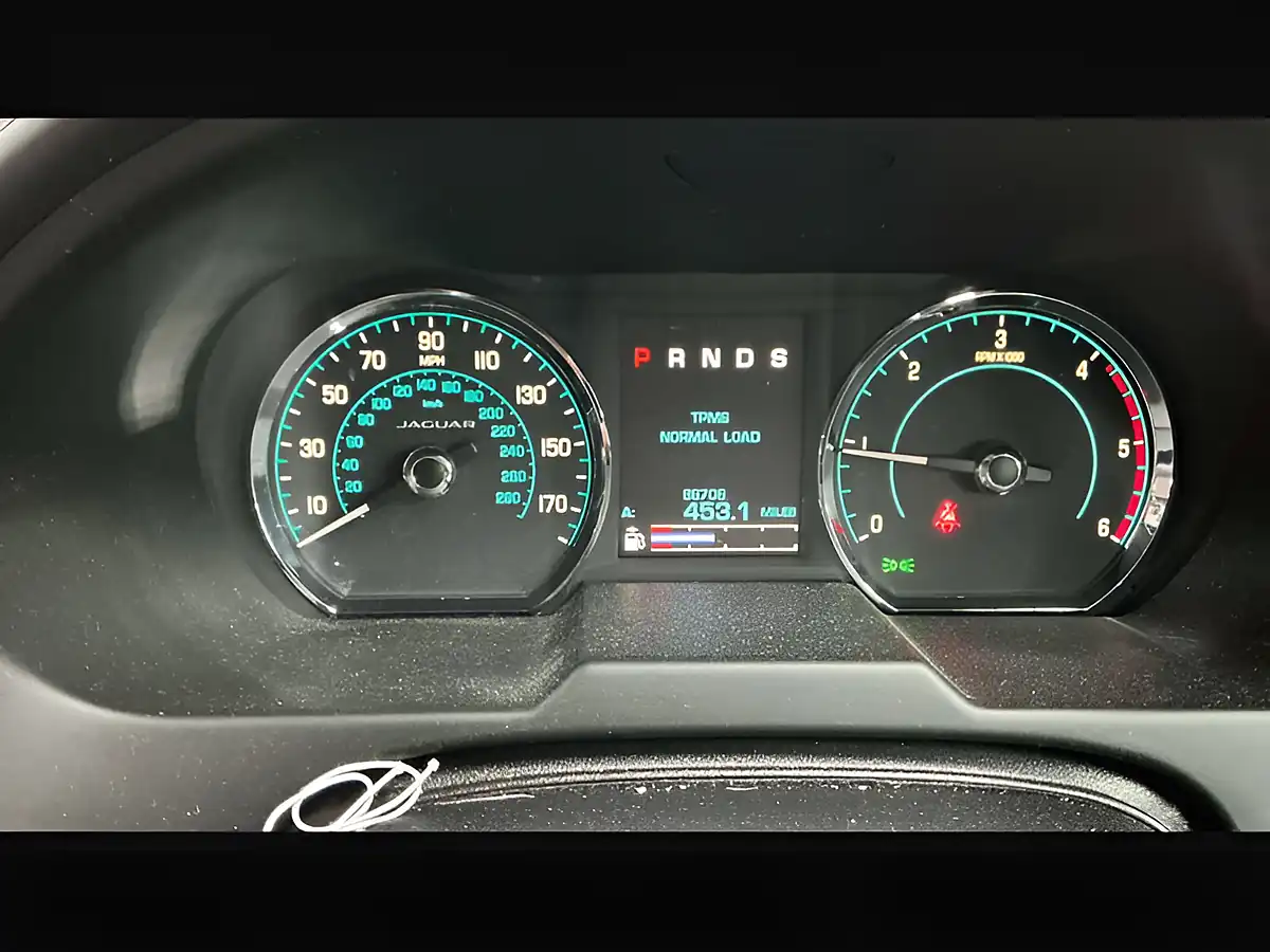 Used 2014 Jaguar Xf S Portfolio Black - Interior and Exterior details 12