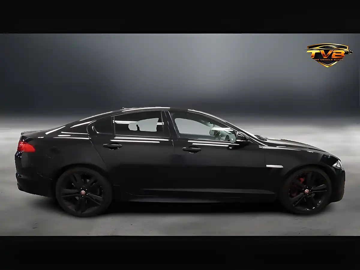 Used 2014 Jaguar Xf S Portfolio Black - Interior and Exterior details 2