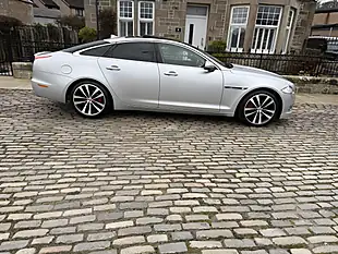 Used 2014 Jaguar Xj Portfolio Rhodium Silver - Interior and Exterior details 10