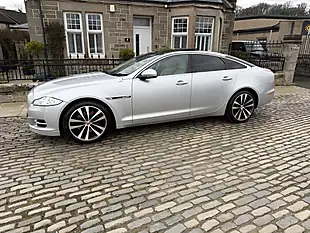 Used 2014 Jaguar Xj Portfolio Rhodium Silver - Interior and Exterior details 3