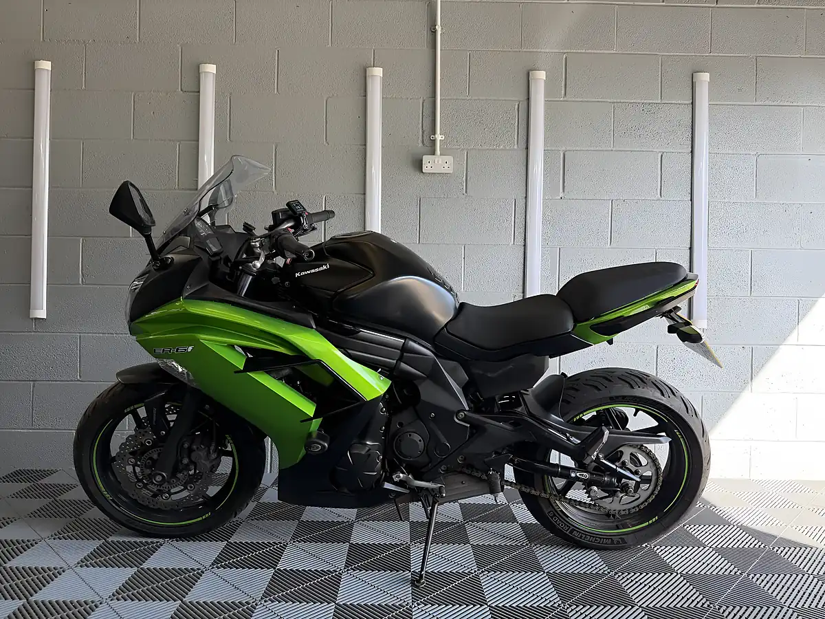 Used 2014 Kawasaki ER-6F Super Sports Abs Green - Interior and Exterior details 18