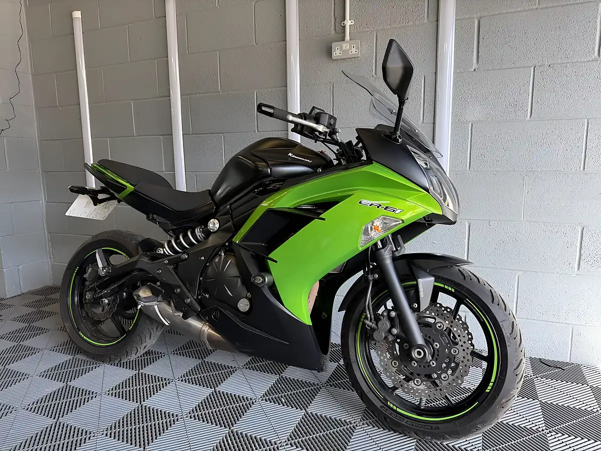 Used 2014 Kawasaki ER-6F Super Sports Abs Green - Interior and Exterior details 3