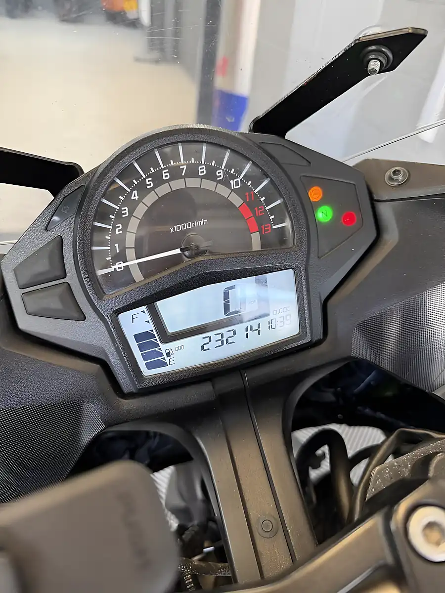 Used 2014 Kawasaki ER-6F Super Sports Abs Green - Interior and Exterior details 6
