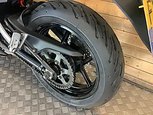 Used 2014 Kawasaki ER-6N Red - Interior and Exterior details 20