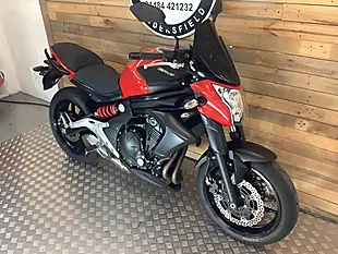 Used 2014 Kawasaki ER-6N Red - Interior and Exterior details 5