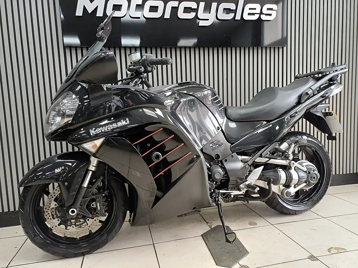 Used 2014 Kawasaki GTR1400 Tourer Black/Bronze - Interior and Exterior details 3