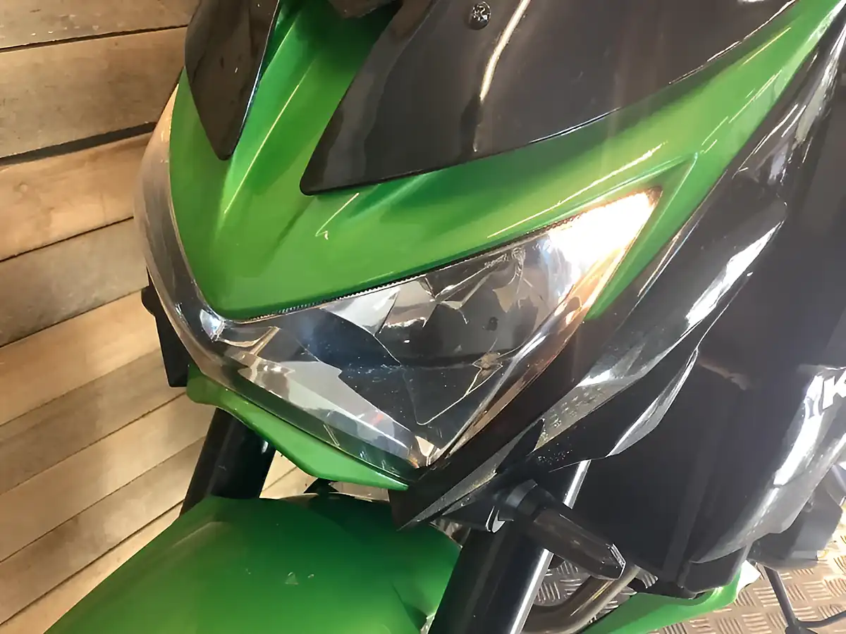 Used 2014 Kawasaki Z Green - Interior and Exterior details 14
