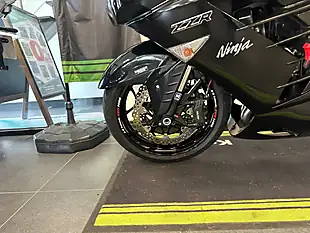 Used 2014 Kawasaki ZZR1400 Sports Tourer Black - Interior and Exterior details 14