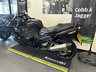 Used 2014 Kawasaki ZZR1400 Sports Tourer Black - Interior and Exterior details 18