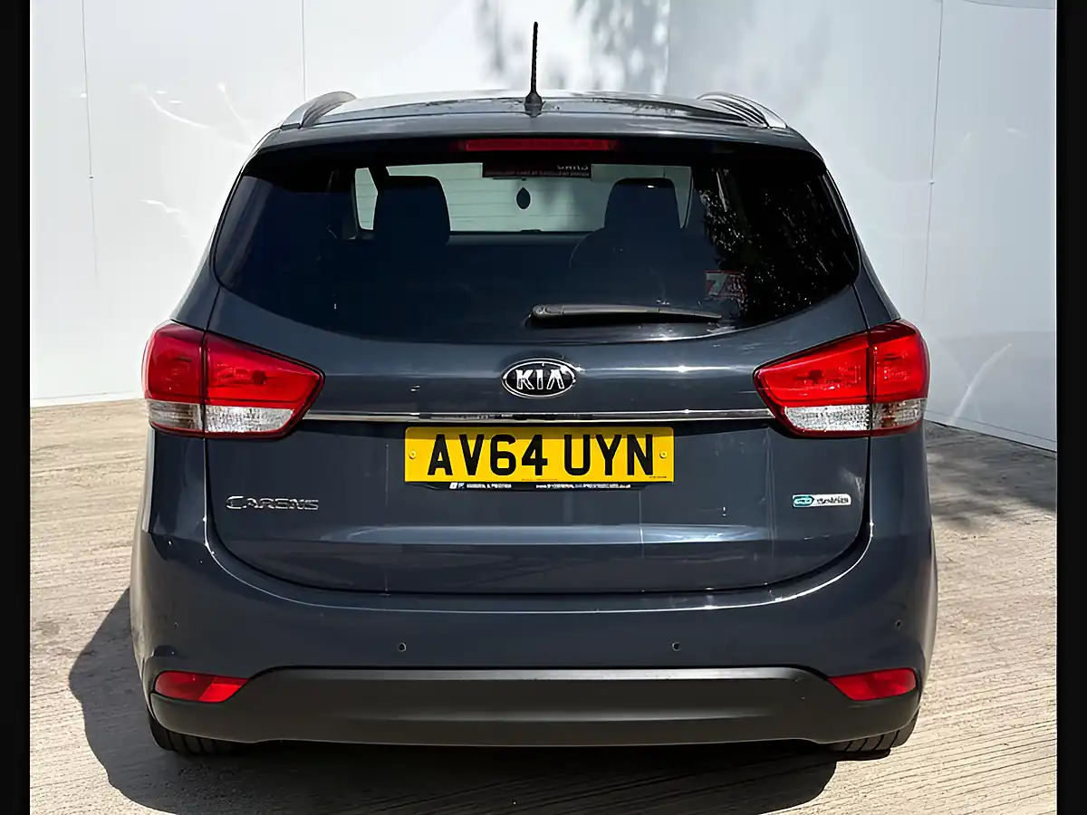 Used 2014 Kia Carens 2 Ecodynamics Powder Blue - Interior and Exterior details 7